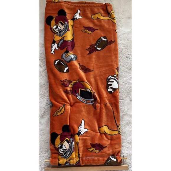 Disney Mickey Mouse & Friends Football Fall Throw Blanket 50”x70” Donald Pluto - Picture 11 of 14